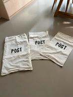 Gratis | Postzakken, Ophalen, Zo goed als nieuw, Carnaval