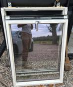 Houten tuimel dakraam FAKRO, Doe-het-zelf en Verbouw, Glas en Ramen, Ophalen, Zo goed als nieuw, Dakraam, 160 cm of meer