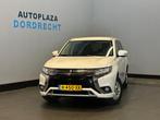 Mitsubishi Outlander 2.4 PHEV Pure CAMERA / TREKHAAK, Automaat, 4 cilinders, 1865 kg, Wit