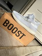 Yeezy Boost 350 V2 Bone Maat 44, Kleding | Heren, Schoenen, Ophalen of Verzenden, Zo goed als nieuw, Sneakers of Gympen