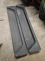 VW T5, T5.1 Treeplankvoering schuifdeur 2x, Ophalen of Verzenden