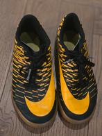 Nike Zaalvoetbalschoenen Maat 33, Gebruikt, Sportschoenen, Ophalen of Verzenden, Nike