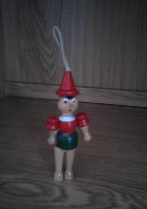 Vintage Pinokkio gemaakt van hout, Verzamelen, Poppetjes en Figuurtjes, Gebruikt, Verzenden