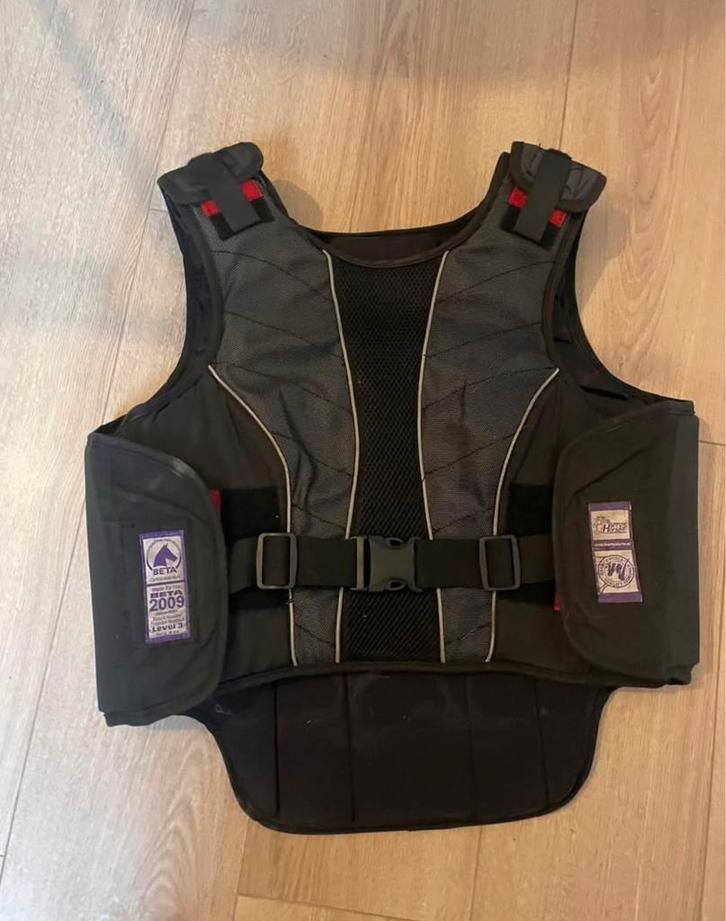 Goede oude body protector maat L. Level 3, Dieren en Toebehoren, Paarden en Pony's | Beschermers, Gebruikt, Ophalen of Verzenden
