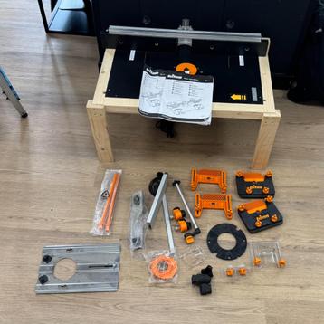 Triton MOF001 bovenfreesmachine 1.400W 8mm beschikbaar voor biedingen