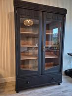 Brocante vitrinekast zwart, Ophalen, 100 tot 150 cm, Brocante, Hongaars, Vintage, Zo goed als nieuw
