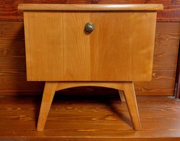 Vintage Nachtkastje/Bijzettafel Hout beschikbaar voor biedingen