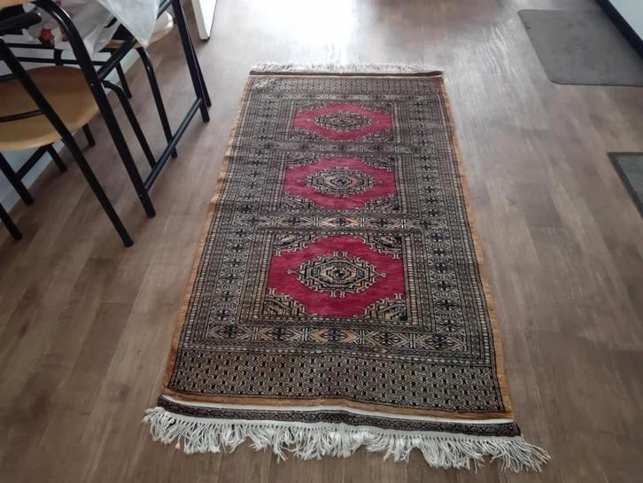 Tafelloper pers van het merk bochara net kleed., Huis en Inrichting, Stoffering | Tapijten en Kleden, Zo goed als nieuw, 50 tot 100 cm