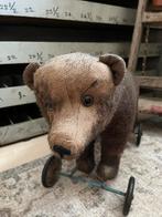 Oude beer op wielen, Antiek en Kunst, Ophalen of Verzenden