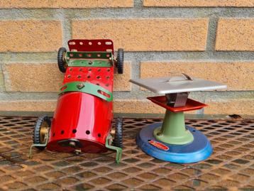 Wilesco cirkelzaag en Meccano auto beschikbaar voor biedingen