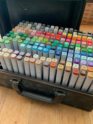 180 COPIC markers in zwarte koffer!! 520,-