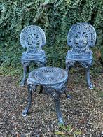 Twee Engelse gietijzeren tuinstoeltjes bistro vintage, Ophalen of Verzenden, Gebruikt, Metaal