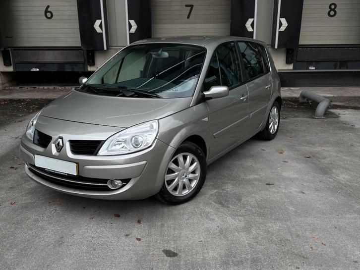 Renault Scénic 2.0-16V Automaat|Cruise|TrekHaak|Navi|PDC|, Auto's, Renault, Bedrijf, Scénic, Benzine, Automaat, Ophalen