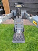 Te huur houtkloofmachine verstelbare kloof afstand, Ophalen, Gebruikt, Benzine, Liggend