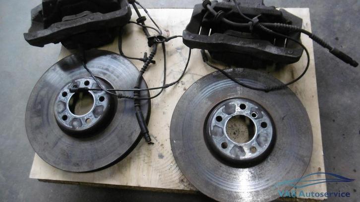 Remschijven met blokken BMW 750i F01-F02, Auto-onderdelen, Remmen en Aandrijving, BMW, Gebruikt, Herkomst onderdeel bekend, Ophalen