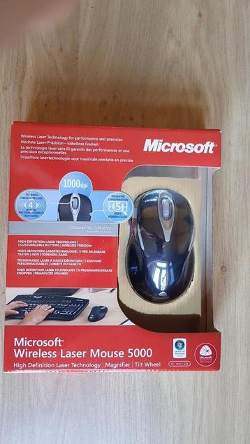 Microsoft Wireless Laser Mouse 5000 retro beschikbaar voor biedingen