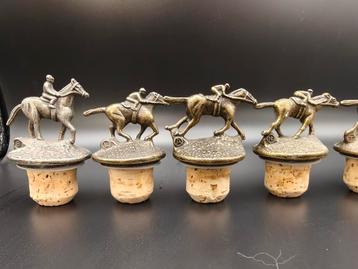 Blanton's complete doppen set van paard met letter beschikbaar voor biedingen