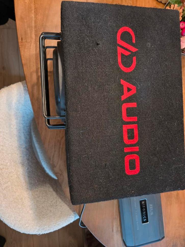 DD subwoofer LE-M08 incl hifonics zxr1200 versterker, Auto diversen, Autospeakers, Gebruikt, Ophalen
