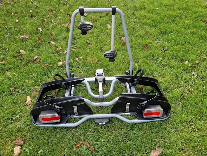 Keurige Thule EuroPower 916 fietsendrager, Auto diversen, Fietsendragers, Zo goed als nieuw, Trekhaakdrager, 2 fietsen, Brede banden