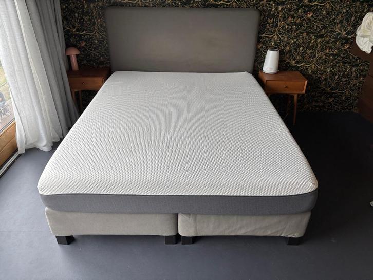 Emma Matras + IKEA Espevär Bed (160x200 cm), Huis en Inrichting, Slaapkamer | Bedden, Zo goed als nieuw, Tweepersoons, 160 cm
