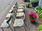 10 houten schoolstoelen uit België, Huis en Inrichting, Stoelen, Ophalen, Gebruikt, Old Skool, Vijf, Zes of meer stoelen