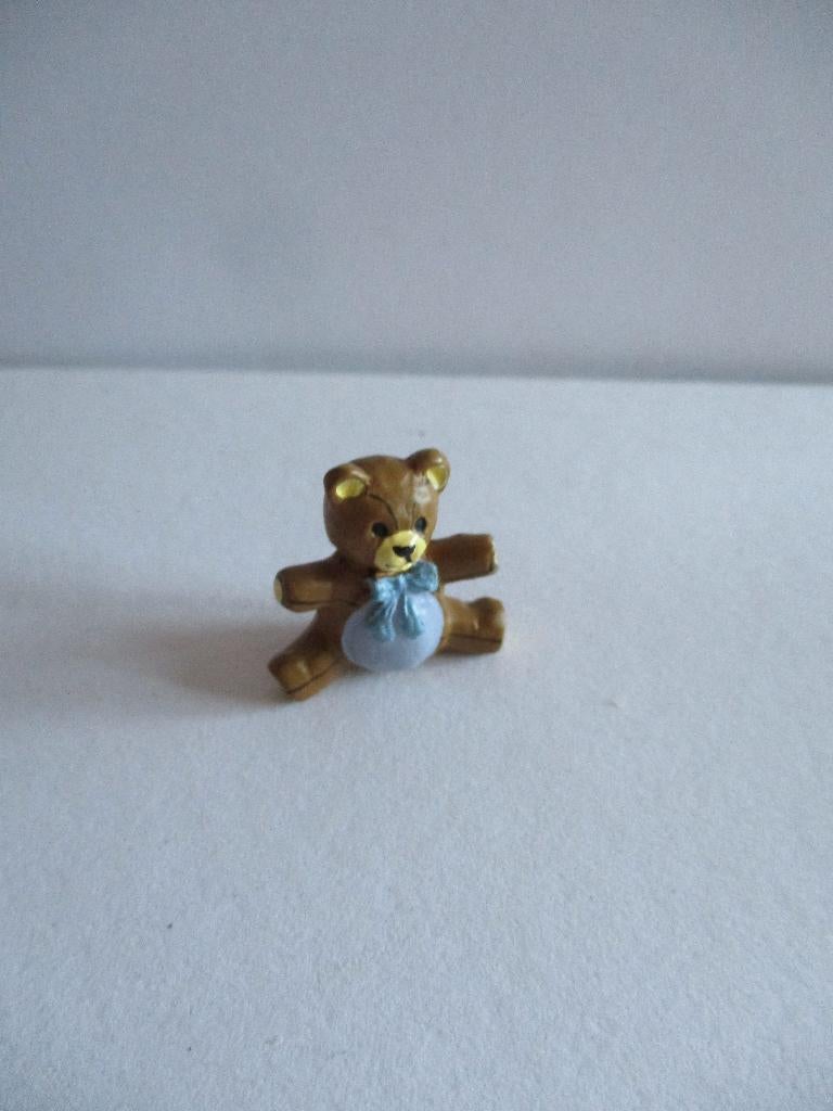 poppenhuis beertje Polyresin, Ophalen of Verzenden, Zo goed als nieuw, Decoratie