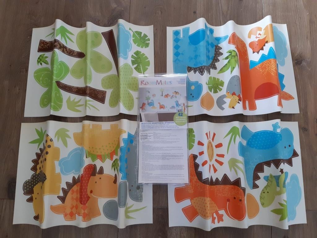 Nieuw Roommates Baby Dino's Muur Stickers, Ophalen of Verzenden, Nieuw, Wanddecoratie