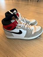 Maat 41 Jordan 1 Retro High light Smoke Grey - Super net!, Kleding | Heren, Schoenen, Ophalen, Wit, Nike, Sneakers of Gympen