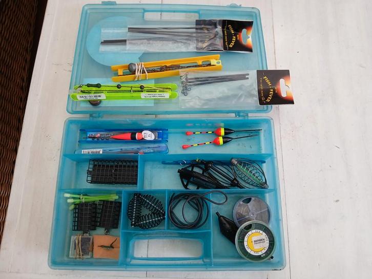 Karpervissen tacklebox met accecoires. Nieuw., Watersport en Boten, Hengelsport | Karpervissen, Nieuw, Overige typen, Ophalen of Verzenden