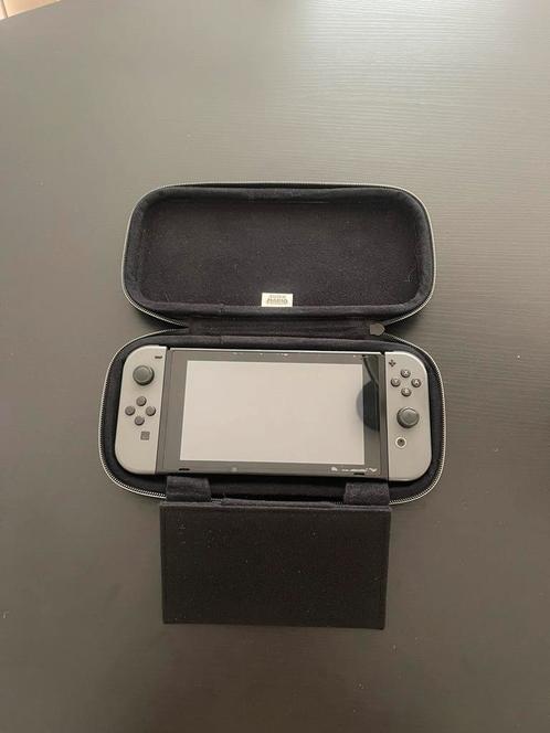 Nintendo switch compleet, Spelcomputers en Games, Spelcomputers | Nintendo Switch Lite, Zo goed als nieuw, Grijs, Ophalen of Verzenden