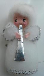 Oude kerstengel gemaakt van katoen papier mache en vilt, Ophalen of Verzenden, Zo goed als nieuw