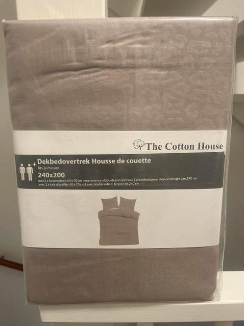 The Cotton House Dekbedovertrek 240x200 - Beige, Huis en Inrichting, Slaapkamer | Beddengoed, Nieuw, Dekbedovertrek, Tweepersoons