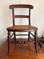 Antieke kinder stoel, Antiek en Kunst, Antiek | Meubels | Stoelen en Banken, Ophalen