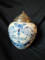 Porseleinen doos met metalen deksel, Antiek en Kunst, Antiek | Keramiek en Aardewerk, Ophalen of Verzenden