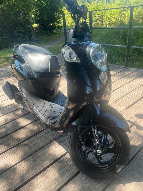 Nette Sym Mio 100cc, Fietsen en Brommers, Scooters | SYM, Zo goed als nieuw, Mio, Ophalen