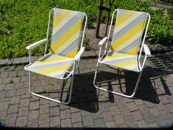 Vintage campingstoelen 2 stuks gele retro stoffen bekleding  beschikbaar voor biedingen