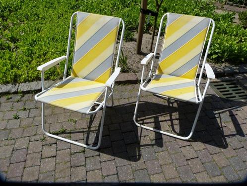 Vintage campingstoelen 2 stuks gele retro stoffen bekleding, Caravans en Kamperen, Kampeermeubelen, Gebruikt, Campingstoel, Ophalen