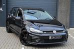 VW Golf 1.5 TSI DSG R-Line | Full Black | Estoril | Full LED, 1498 cc, Zwart, 4 cilinders, Zwart