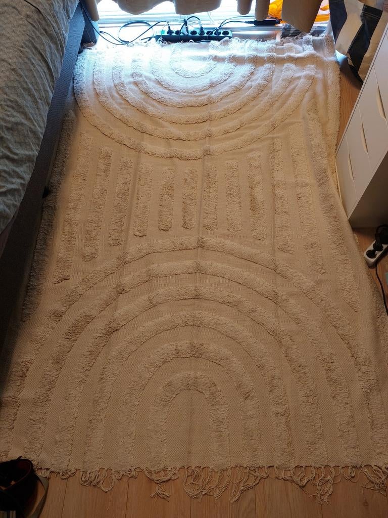 Large white rug, Ophalen