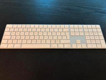 Apple Magic Keyboard met numeriek keypad - Draadloos beschikbaar voor biedingen