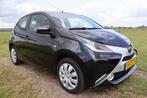 Toyota Aygo 1.0 VVT-i x-play|Airco|Parkeercamera|Bluetooth|N, Voorwielaandrijving, Stof, Gebruikt, Zwart