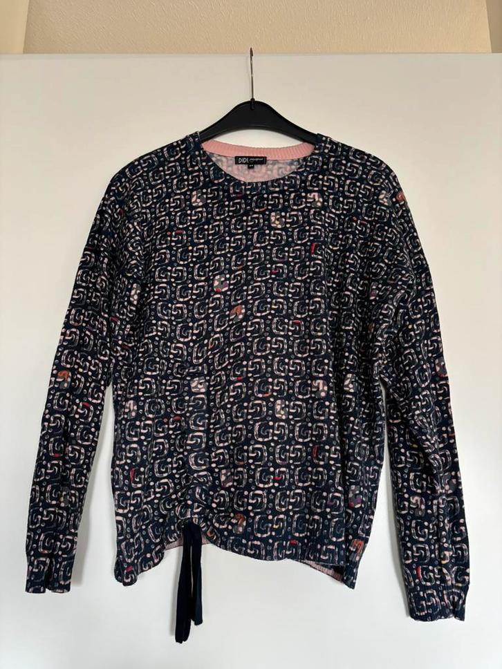 Didi - blauw met roze  dessin trui - maat 44, Kleding | Dames, Truien en Vesten, Gedragen, Maat 42/44 (L), Blauw, Ophalen of Verzenden