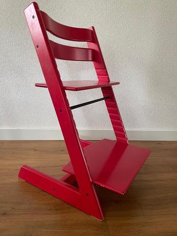 Stokke Tripp Trapp kinderstoel - rood  beschikbaar voor biedingen