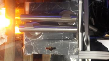 Deurbeslag beschikbaar voor biedingen