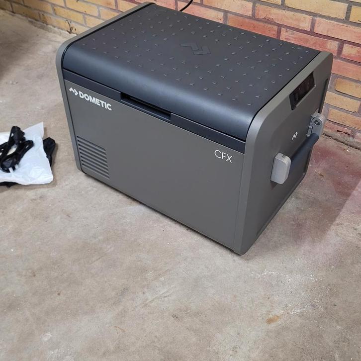 Dometic CFX 555 Koelbox - Zo goed als nieuw!, Caravans en Kamperen, Koelboxen, Zo goed als nieuw, Compressor, Ophalen of Verzenden