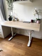 height-adjustable desk, Huis en Inrichting, Bureaus, Ophalen, Zo goed als nieuw