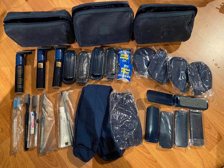 4 Reis toilettasjes mini formaat, Sieraden, Tassen en Uiterlijk, Toilettassen, Zo goed als nieuw, Zwart, Ophalen of Verzenden