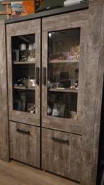 Nette kast met beschadiging - ophalen dit weekend, Gebruikt, Glas, Ophalen of Verzenden, Modern