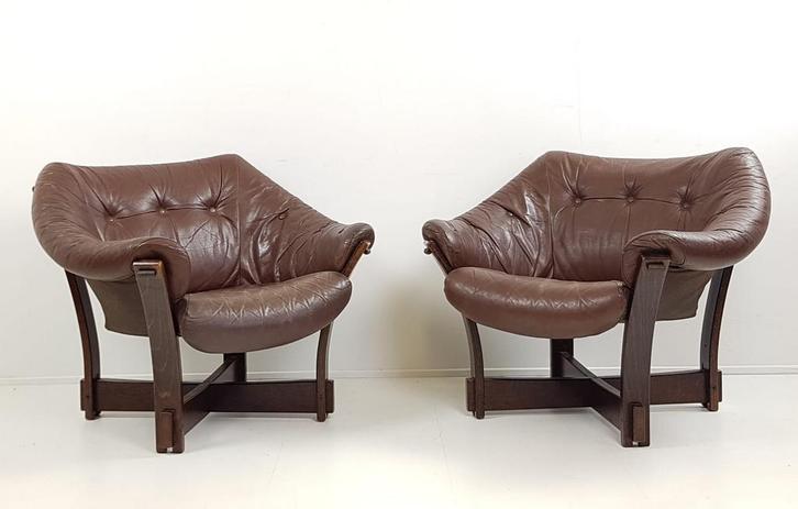 Setprijs Vintage brutalist armchair leather leren fauteuils, Huis en Inrichting, Fauteuils, Gebruikt, Leer, 50 tot 75 cm, 75 tot 100 cm