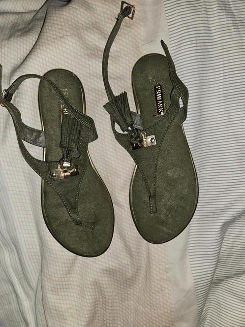groene slippers maat 39  (dv20), Kleding | Dames, Schoenen, Zo goed als nieuw, Groen, Ophalen of Verzenden
